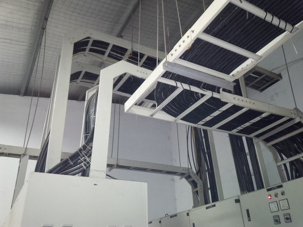 Báo giá thang máng cáp